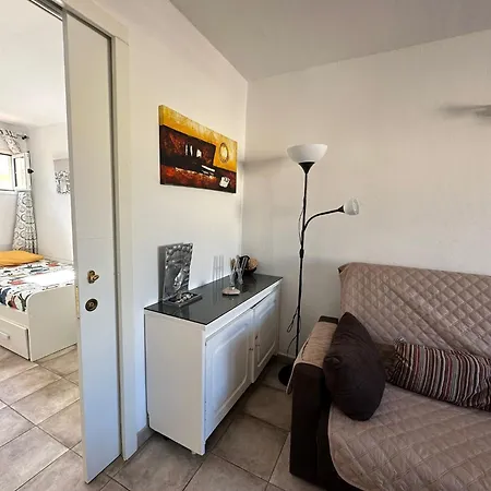 Apartman A-32 Arenas *